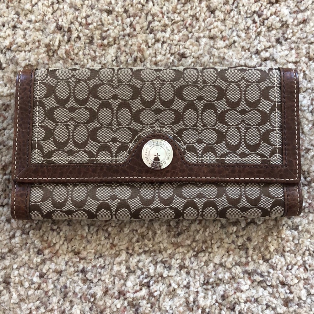 Coach wallet